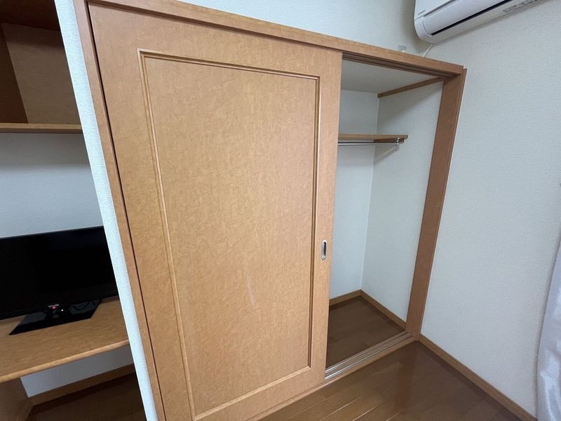 レオパレスユアーズⅡ 収納