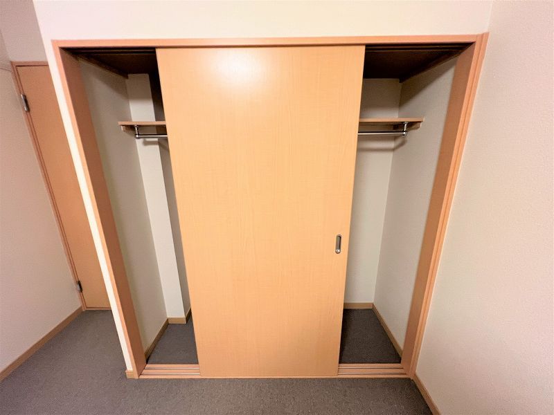 レオパレスサニーホームズ 収納