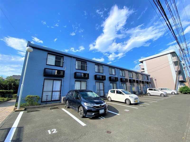 レオパレスめぐみ 外観