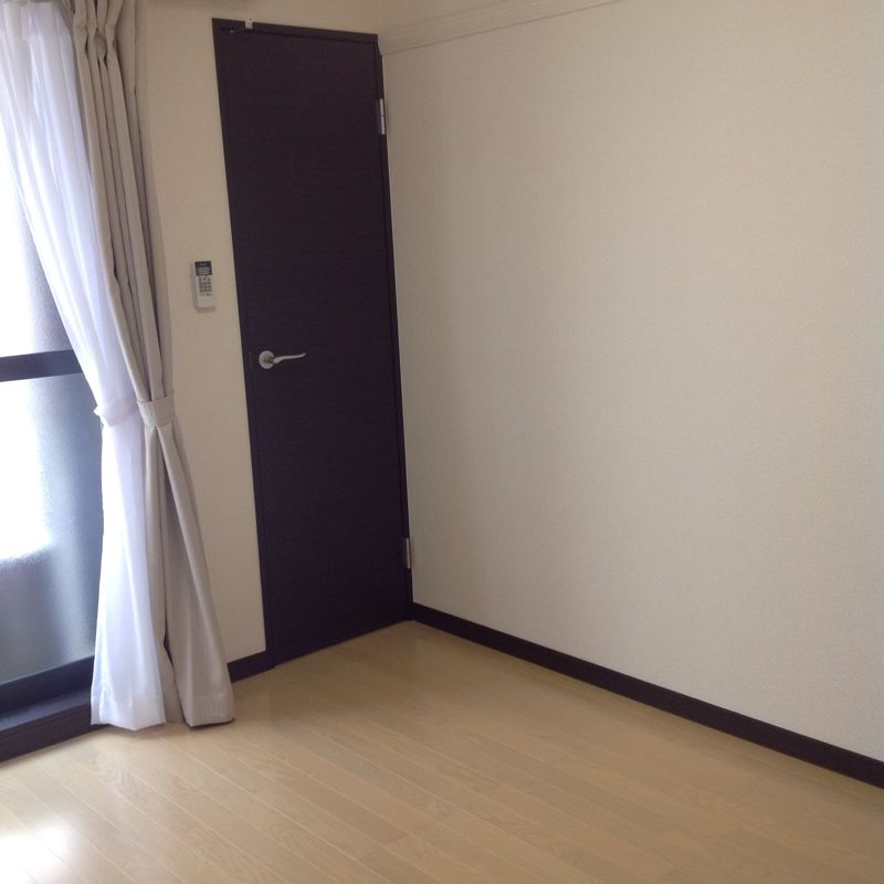 レオネクストリバーサイド双葉 居間