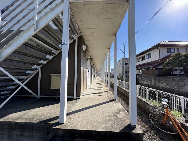 レオパレスメルベーユ 共用部分