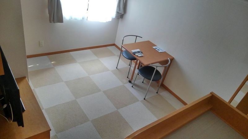 レオパレスブルーコーポ 居間