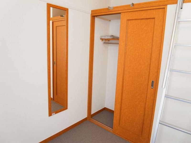 レオパレス小町Ａ 収納