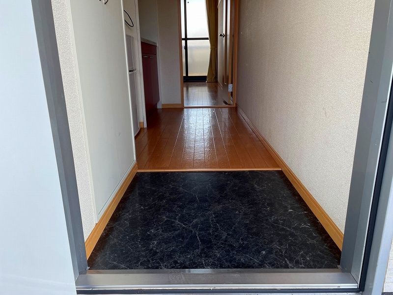 レオネクストグリーングラス 玄関