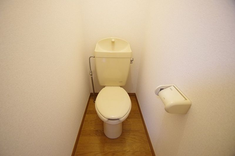 レオパレスサニーヒル トイレ