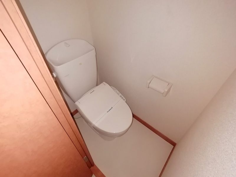 レオパレス敬愛 トイレ