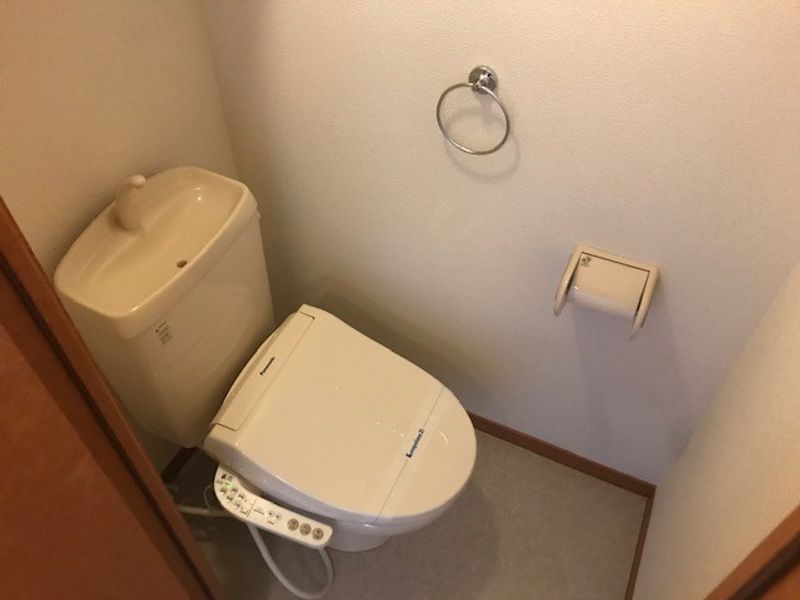 レオパレス留ヶ谷 トイレ