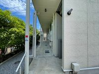 レオネクストシャインブルー エントランス