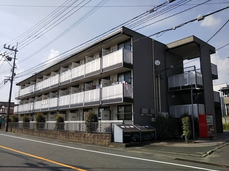 レオパレス熊大東 外観