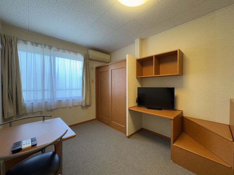 レオパレスアマーユ 居間