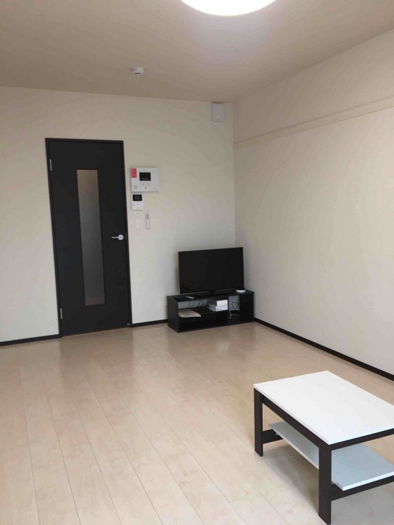 CLEINO NISHIGAI IV Bedroom