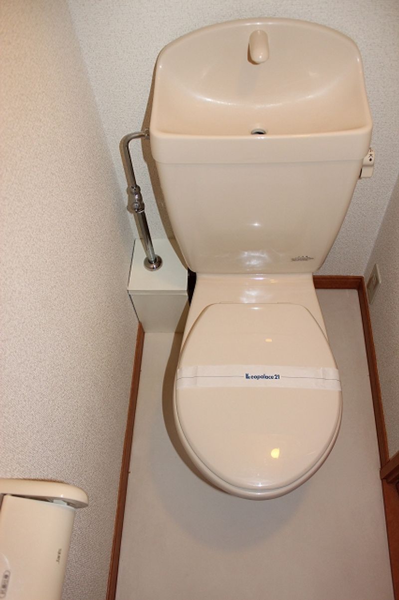 レオパレスドゥマン姉崎 トイレ