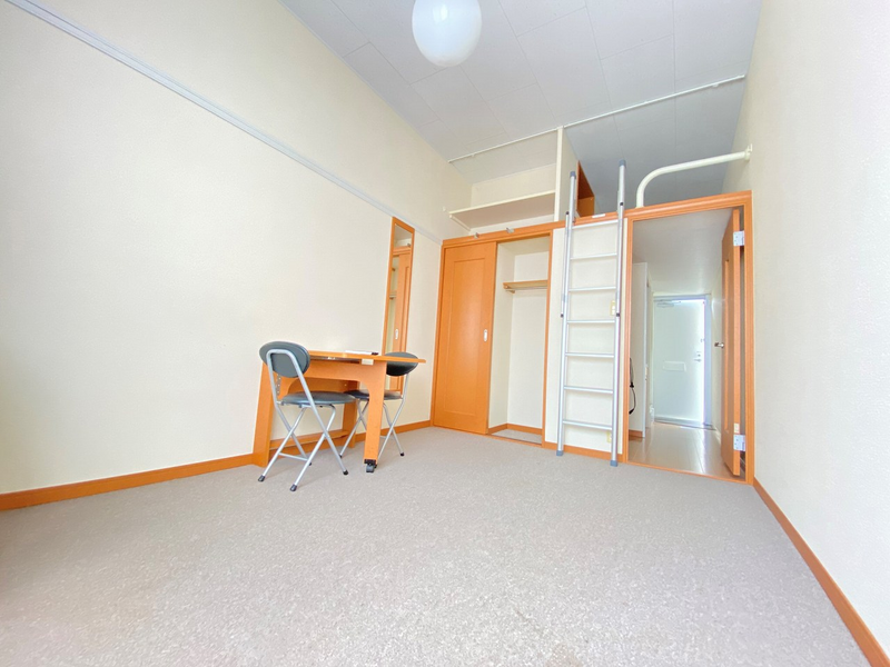 レオパレスＦｉｔ 居間