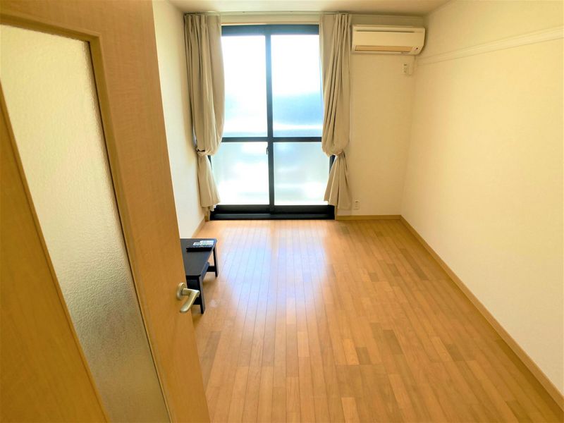 レオパレスひまわりⅢ 居間