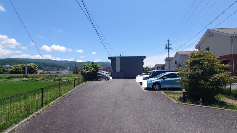 レオパレスアドニス　ミヤキ 外観