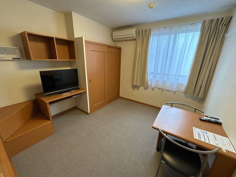 レオパレスミストラル 居間