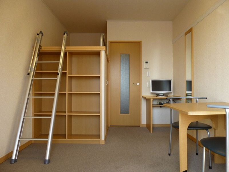 レオパレスとねねっと 寝室