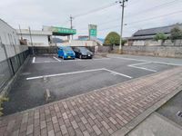レオネクストアベリア 駐車場
