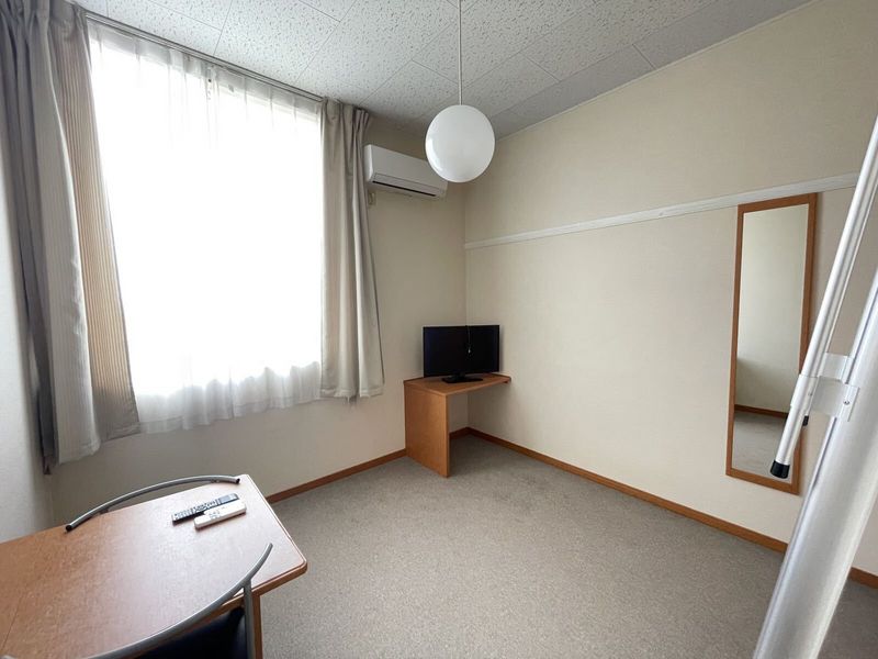 レオパレスステップｏｎｅ 居間