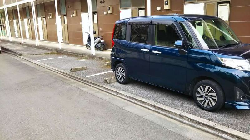 レオパレス初雁 駐車場