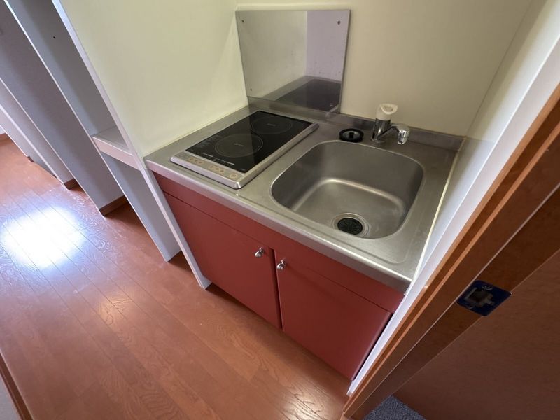 レオパレスＬＵＫＥ キッチン