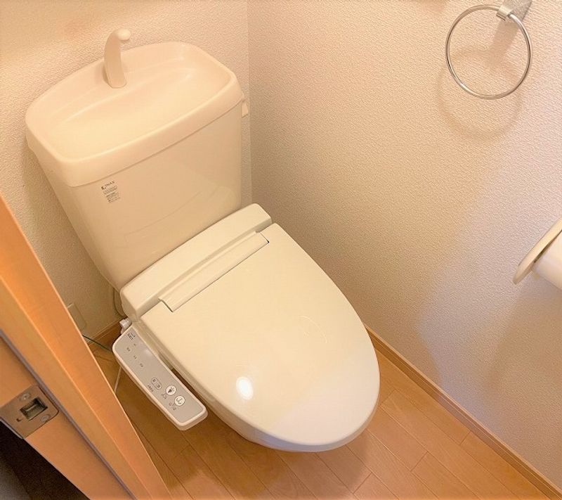 レオパレスマロンハイツ　Ⅲ トイレ