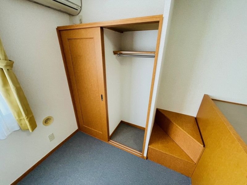 レオパレスフォルトソム 収納