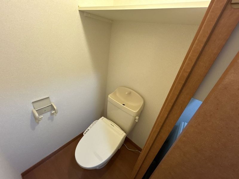 レオパレス中屋敷ルーン トイレ
