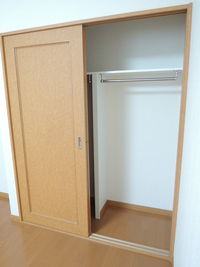 レオパレスメゾン　山　鼻 収納