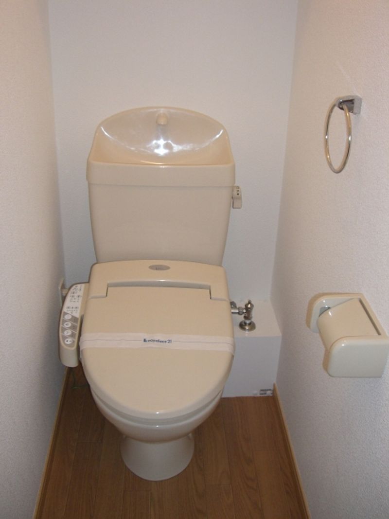 レオパレスさくら高津 トイレ