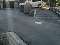 レオパレスパレスブリーズ 駐車場