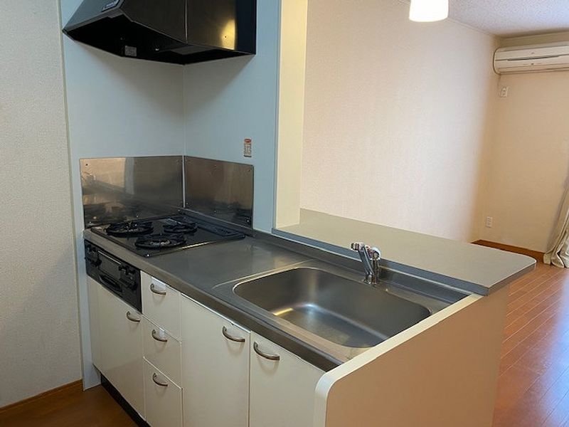 レオパレスヴェルドミール東部台 キッチン