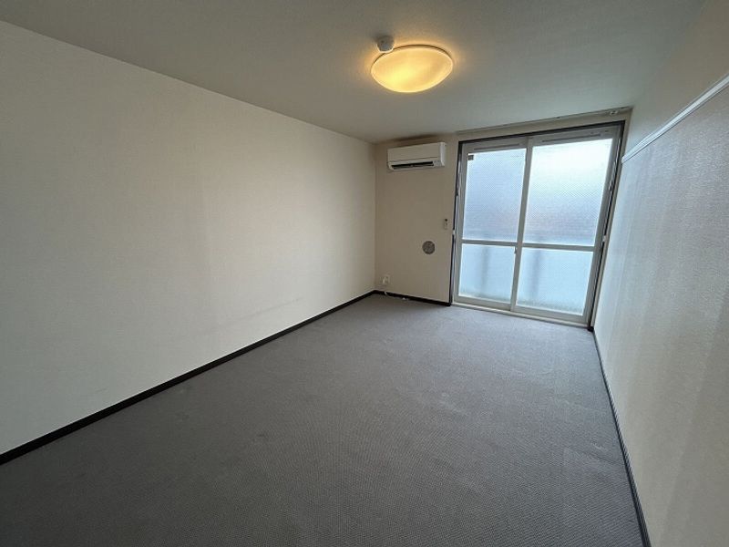 レオネクストＬＵＣＥ高松 居間