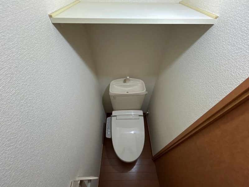 レオパレスハウゼブリューヘン トイレ