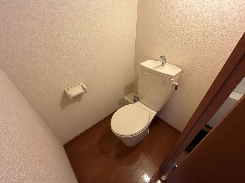 leopalace Wakaba Toilet