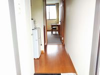 レオパレスヨコタ 玄関