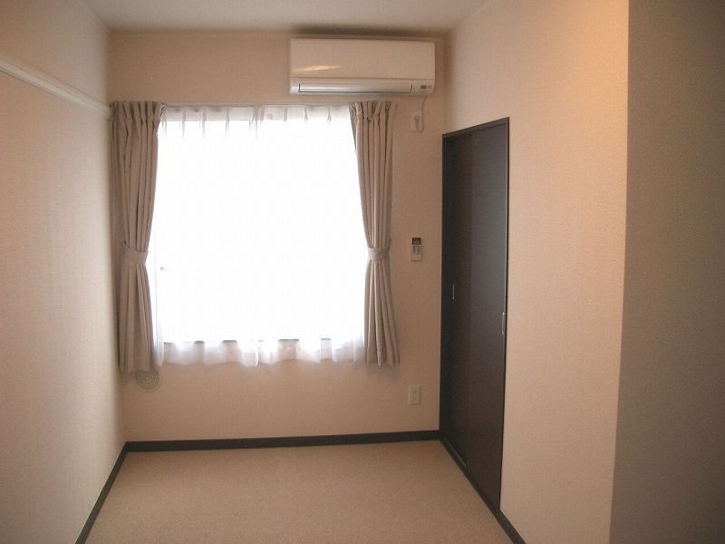 レオネクストアメニティー清水 居間