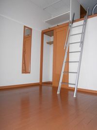 レオパレスサンライズⅢ 居間