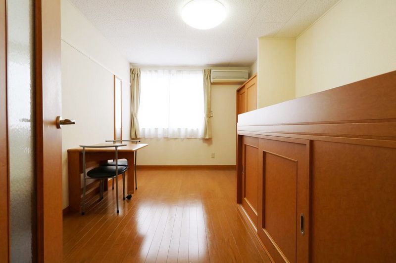 レオパレスＭＹ中山 居間