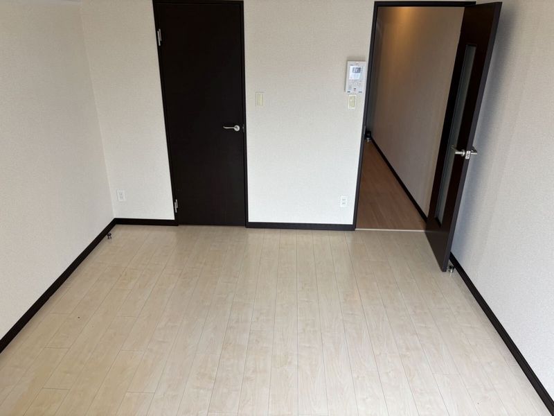 レオネクストブラザーズハイツ 居間