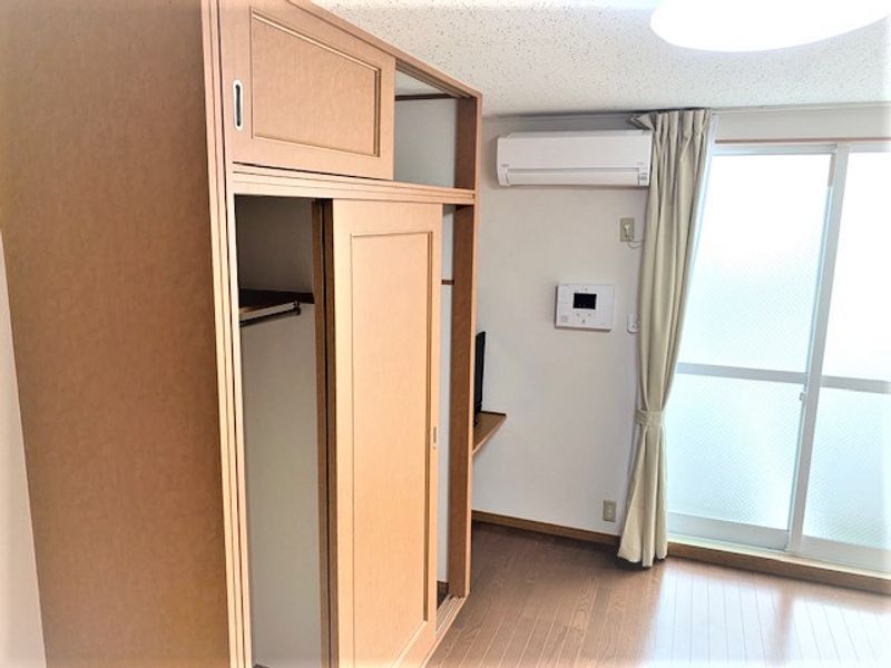 レオパレスエスポワール堀の内 居間