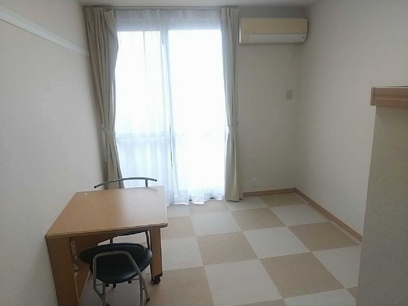 leopalace Lily 거실