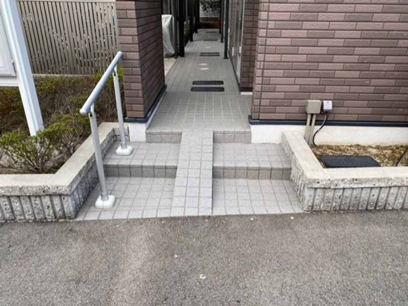 レオネクストスカイスクレイパー エントランス
