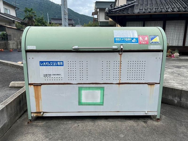 レオパレスローザリー 共用部分