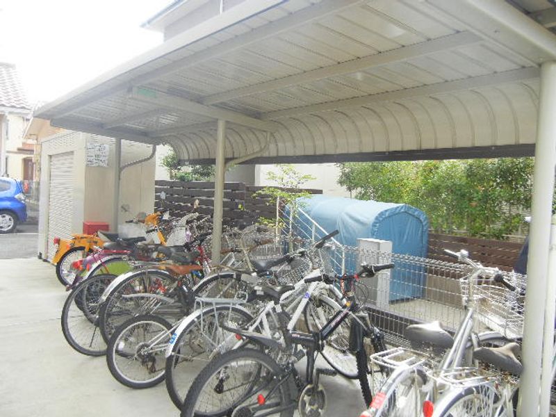 レオパレスグランズ浄水 共用部分