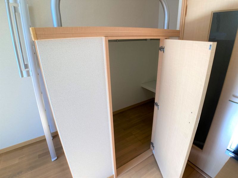 レオパレス上荒田町 収納
