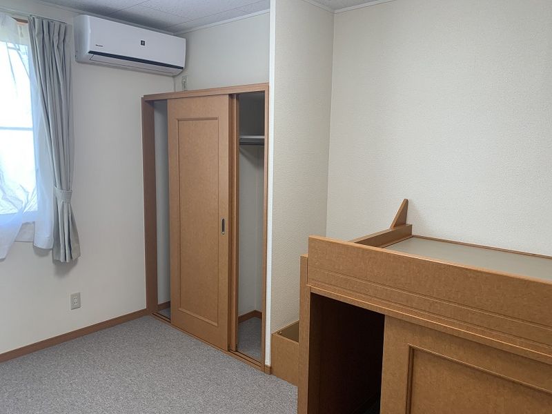 レオパレスボヌール 収納