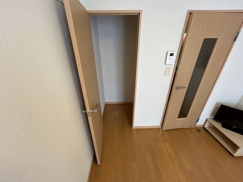 レオパレスウイング北坂戸 収納