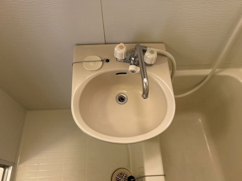 レオパレスホーステイル 洗面台