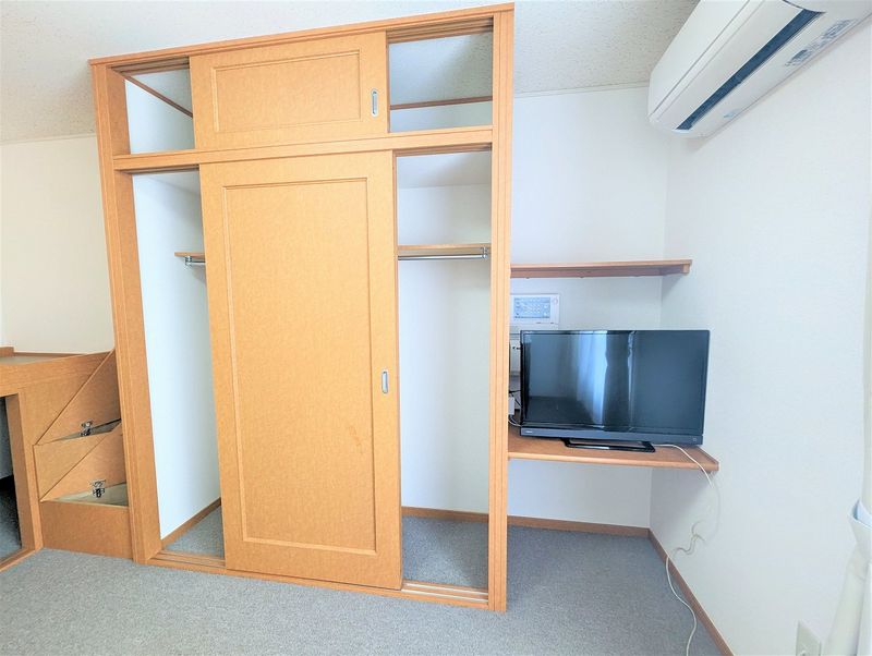 レオパレス和 収納